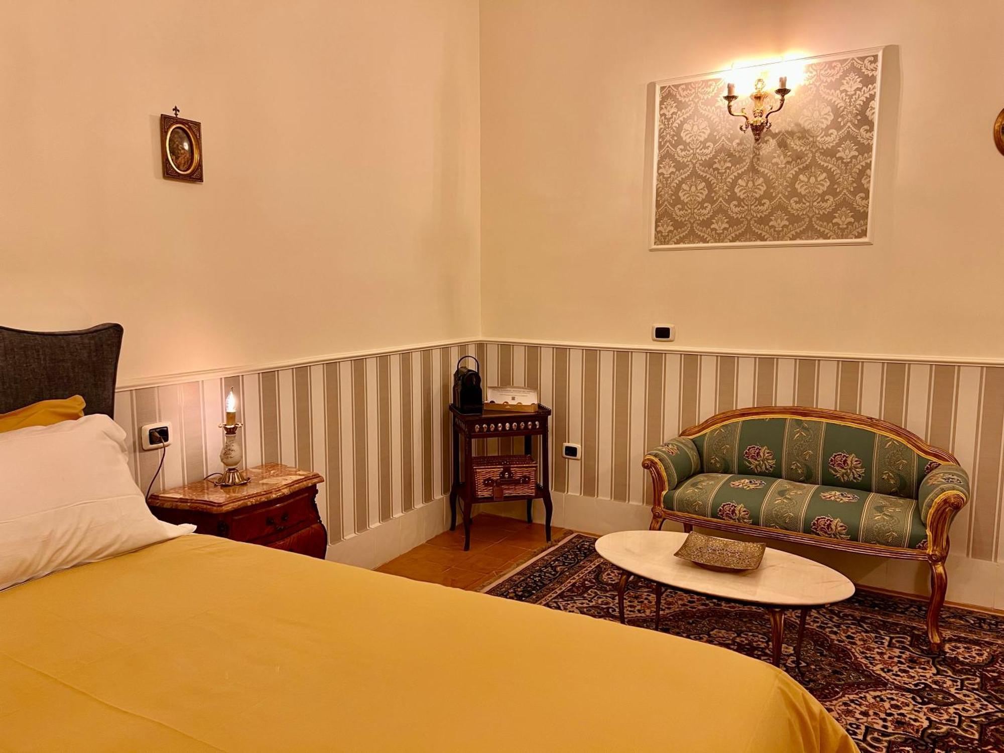 Casa Santangelo Suites Salerno Room photo